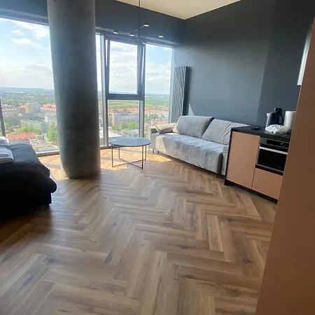 Black 21 Hanza Tower Stettino